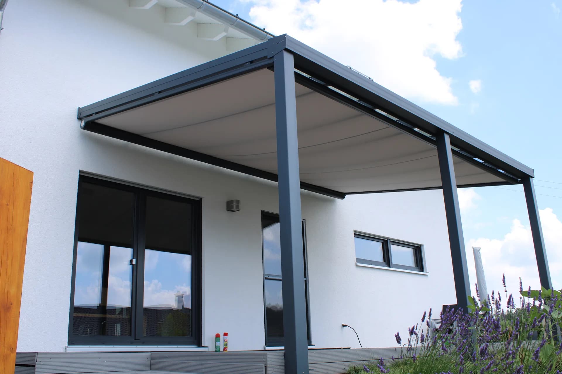 Großzügiges Glasdach – Hochwertige VSG-Verglasung