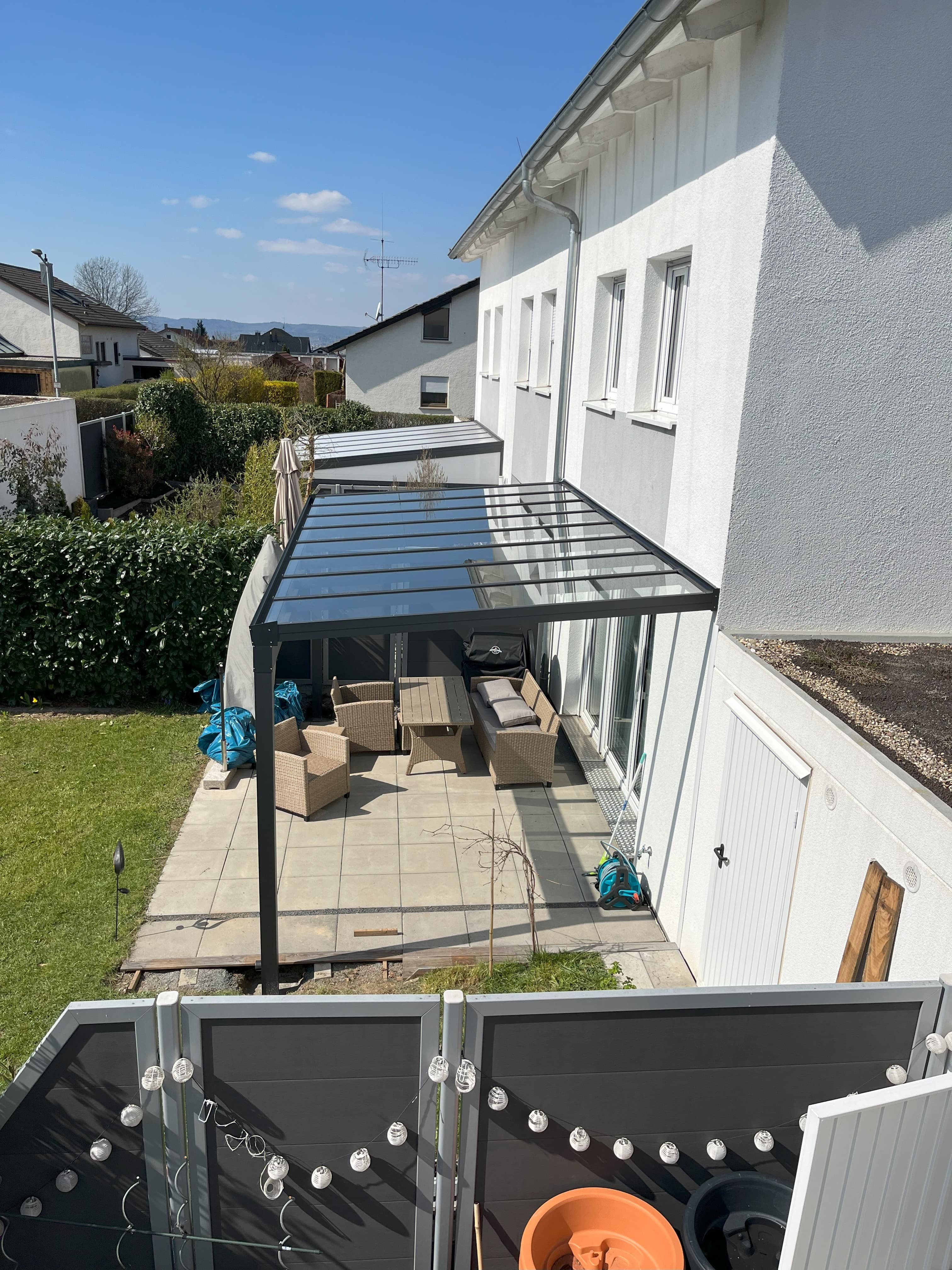 Sommergärten Referenz 11 – Kaltwintergarten in Anthrazit