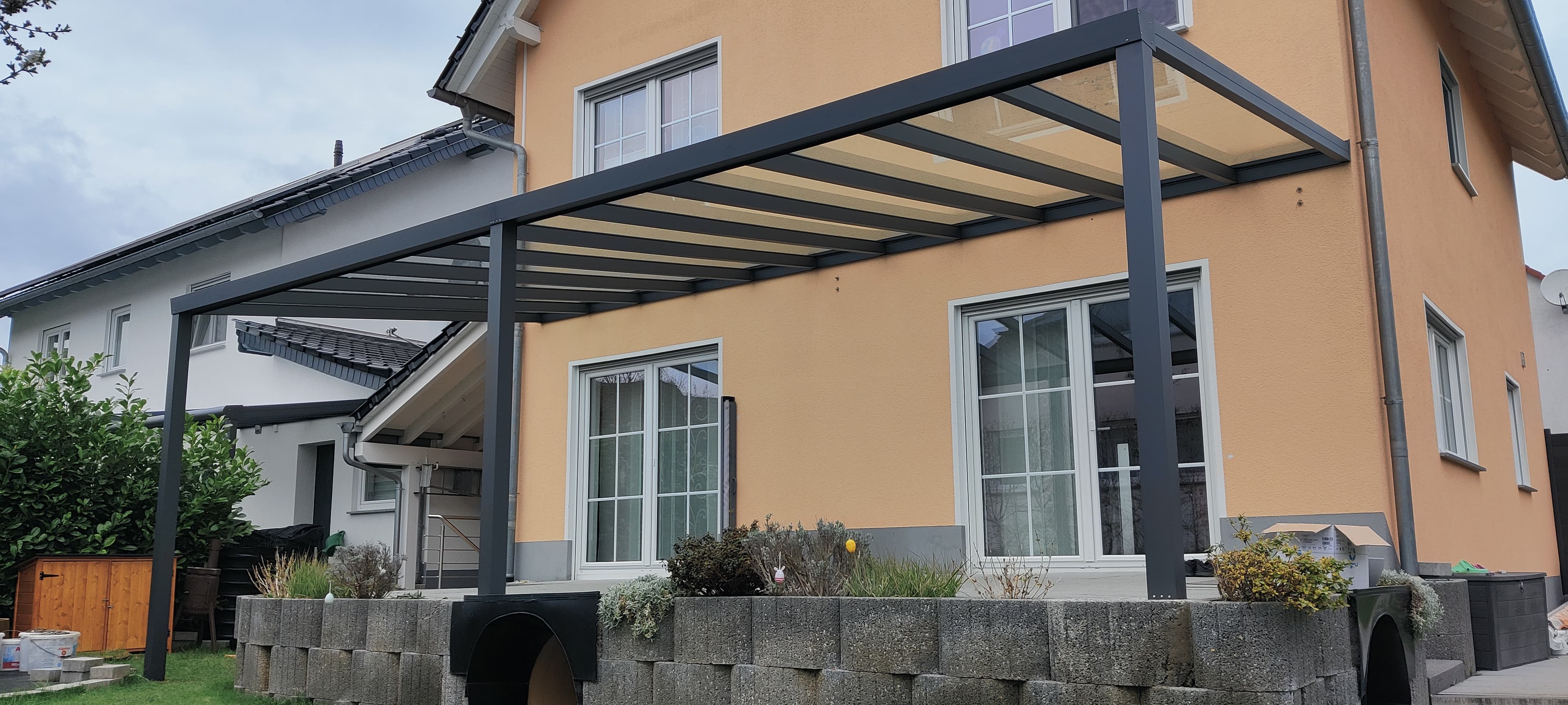 Terrassenüberdachungen Referenz 11 – Gekoppelte Module
