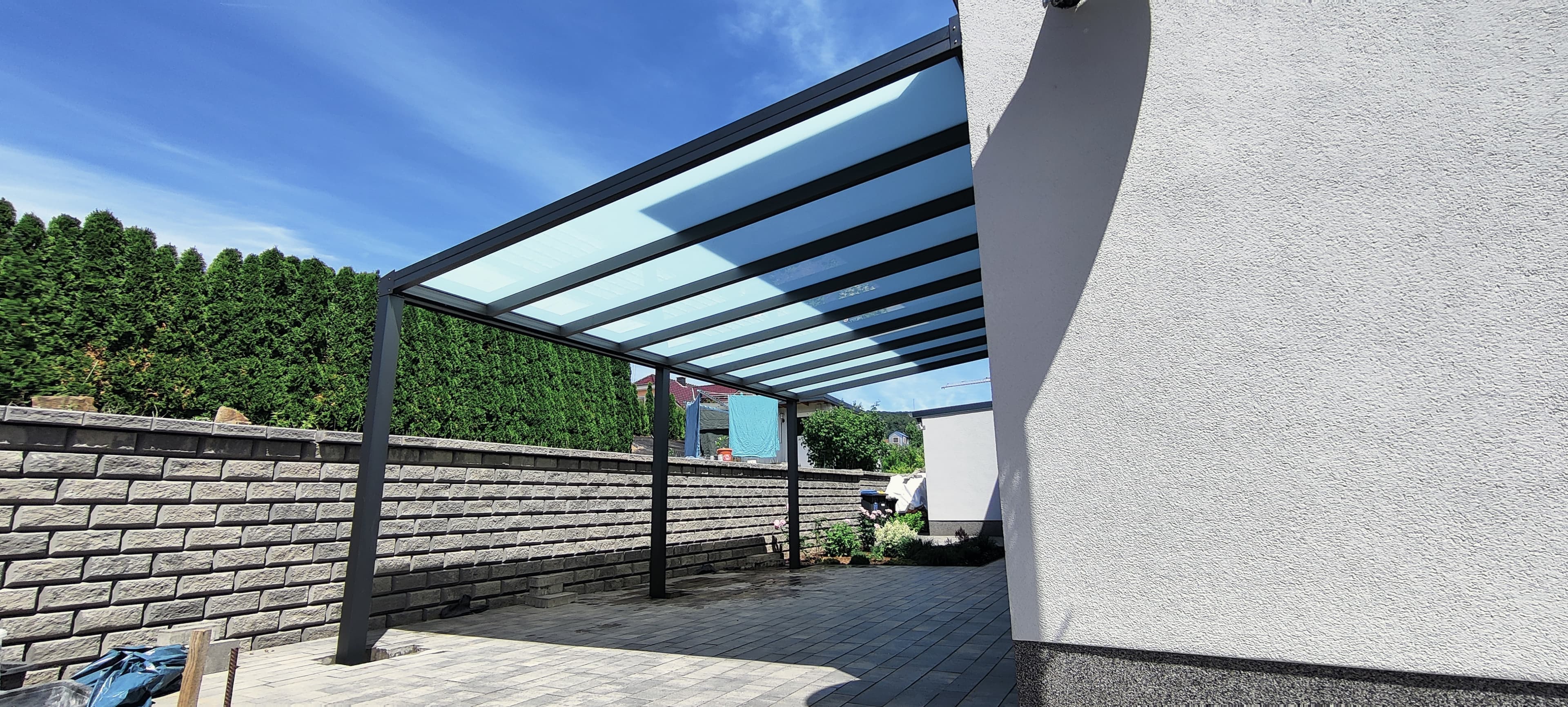 Carports Referenz 14 – Modernes Flachdach, Butzbach